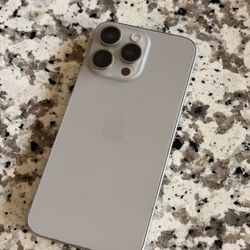 iPhone 15 Pro Max 256g Unlocked