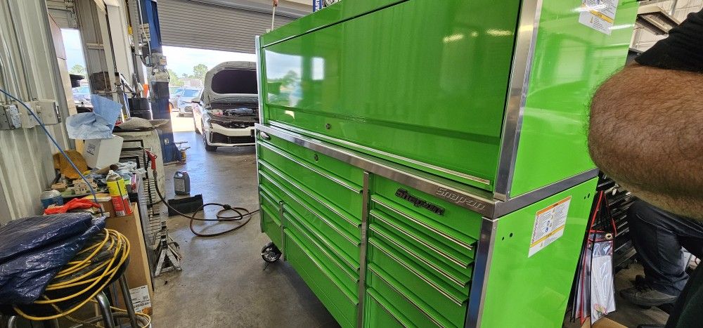 Snap On KRL1023 72inch Tool Box W/ Hutch, Might Trade. SEE DESCRIPTION