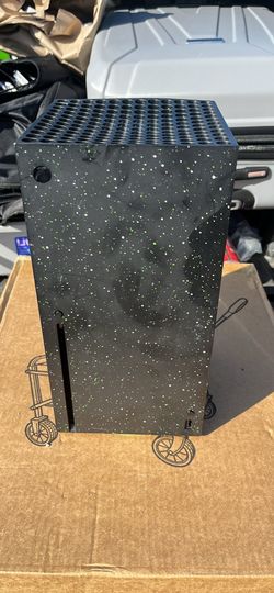 Xbox X 2TB exclusive like new htf