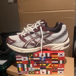 ASICS Size 9.5 Open To Trades