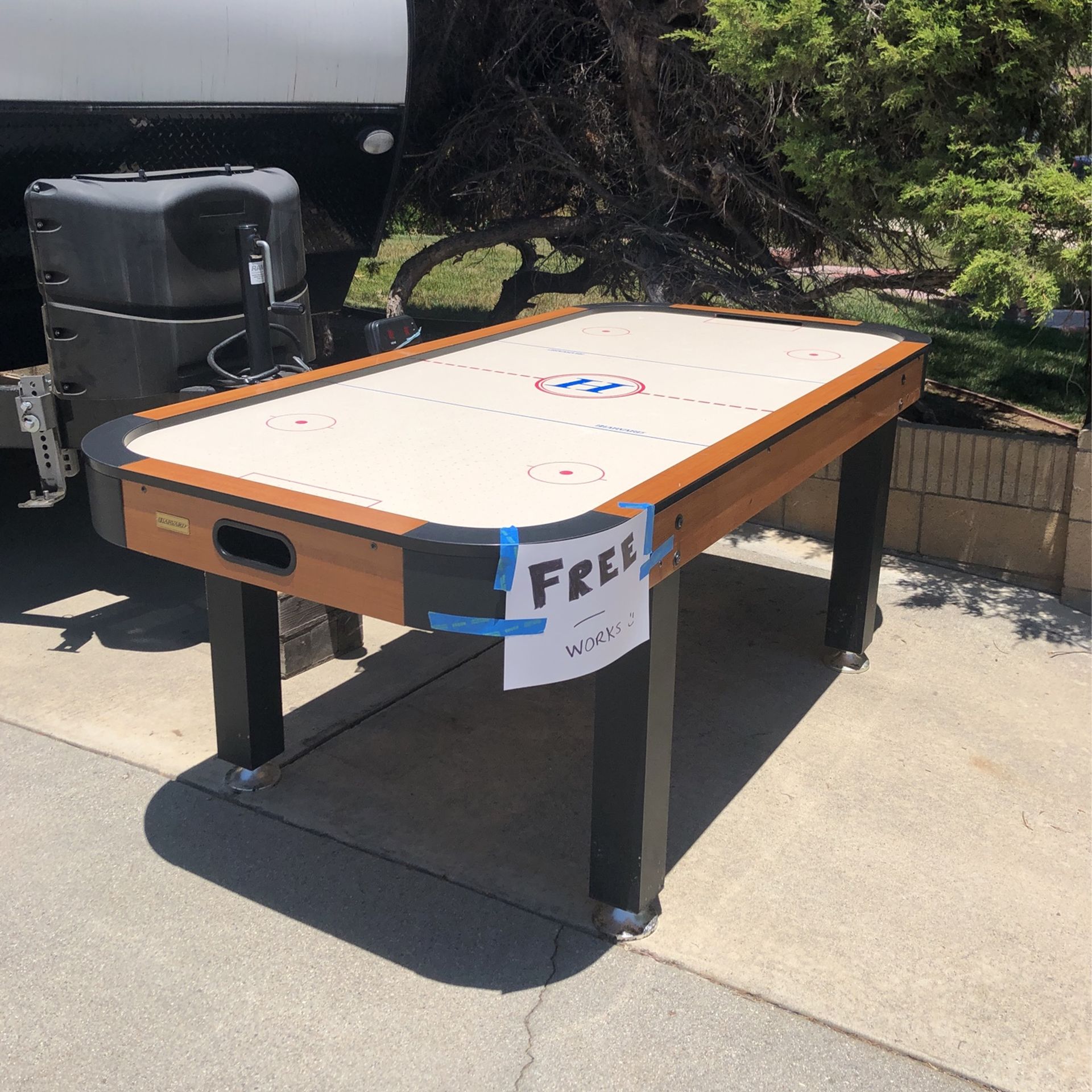 Harvard Air Hockey Table - Free (Works) 40x80