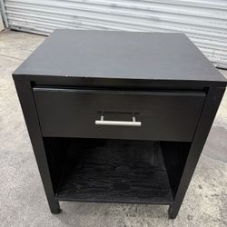Modern Black Nightstand / Side Table with Drawer