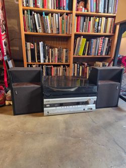 Vintage Stereo Bundle - Kenwood Turntable, Onkyo Receiver & Bose Speakers