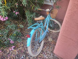 Girls bike