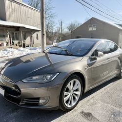 2015 Tesla S AWD 