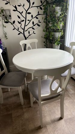 Kitchen  table set