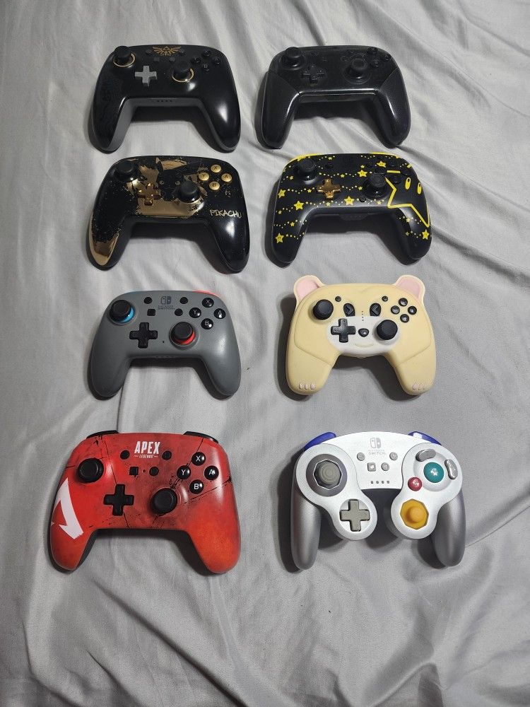 Nintendo Switch Pro Controllers