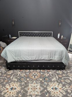 King Tufted Bed Frame
