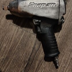 Snap-on 1/2" Drive Pneumatic Impact Wrench
