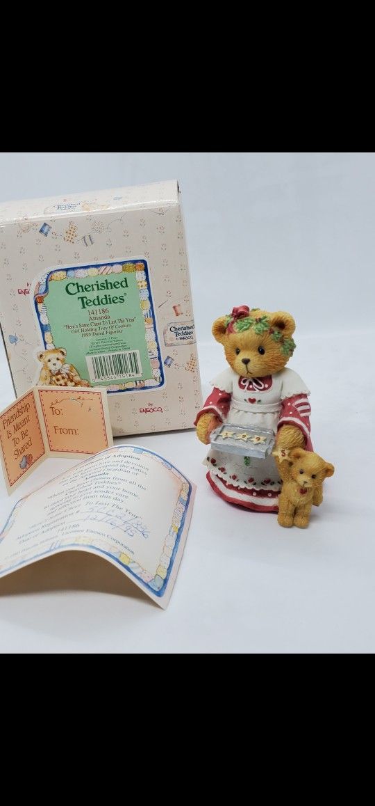New Cherished Teddies Amanda Here's Some Cheer To Last The Year 141186 figurine
MINT CONDITION, STORED IN THE BOX, COMES WITH ORIGINAL PACKAGING
A