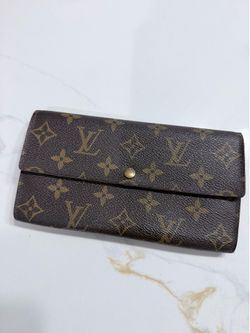 Louis Vuitton monogram Sarah wallet
