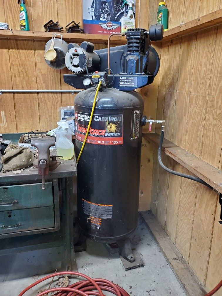 Campbell Hausfield Air Compressor