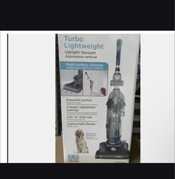 BLACK + DECKER- Turbo Lightweight Upright Vacuum