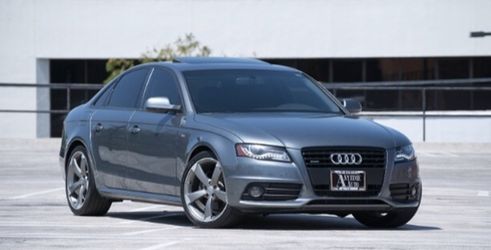 2012 Audi A4 2.0T QUATTRO S-LINE PACKAGE