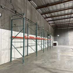 Pallet Racks 