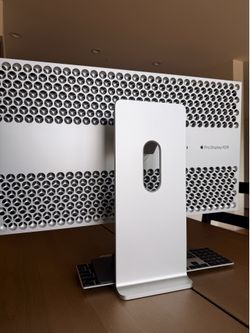 Apple Pro Display XDR with stand