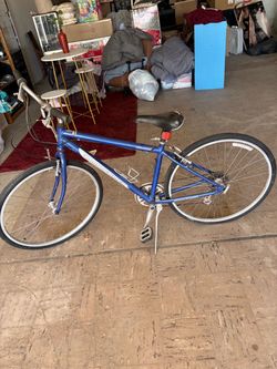 Diamondback Miramar comfort hybrid bike