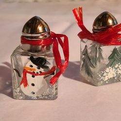 Festive Salt & Pepper Shakers 