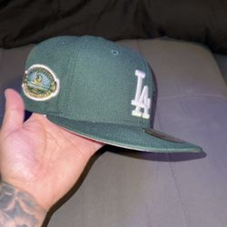 LA FITTED HAT 7