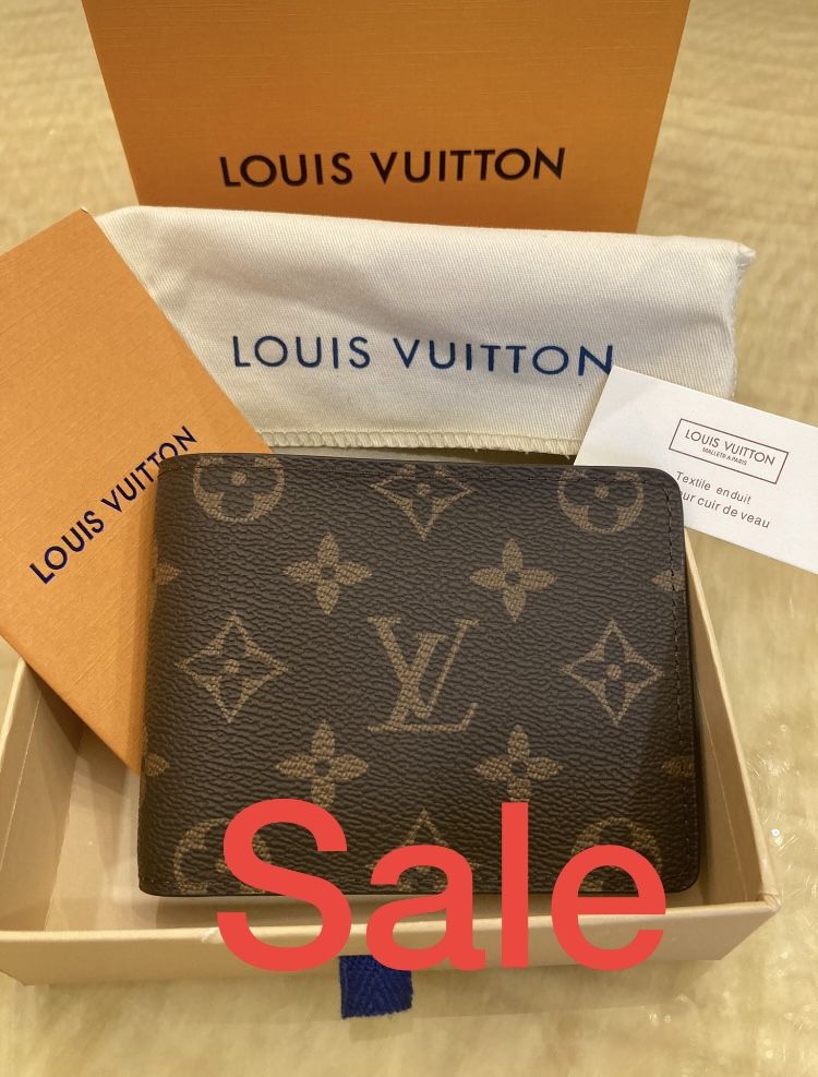 Louis Vuitton Multiple Wallet/ Monogram Eclipse Brown