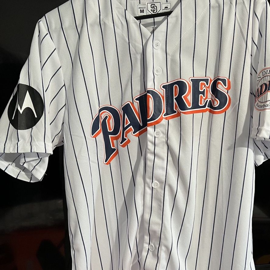 San Diego Padres 98' Hoffman Replica Jersey (Youth Large only) for Sale in  San Diego, CA - OfferUp