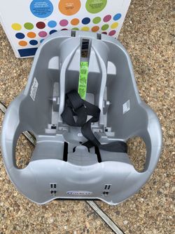 Graco Snugride Car Seat Base. Swap cars without removing car seat!