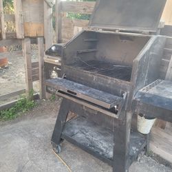 Pit Boss Smoker Laredo 1000