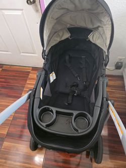 Graco modes stroller and bassinet
