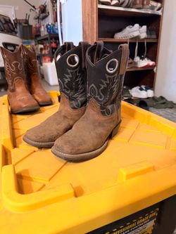 Cody James boys boots size 1
