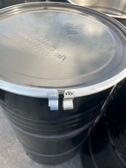 tambos de metal con tapa