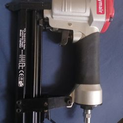 Combo Stapler/Nailer