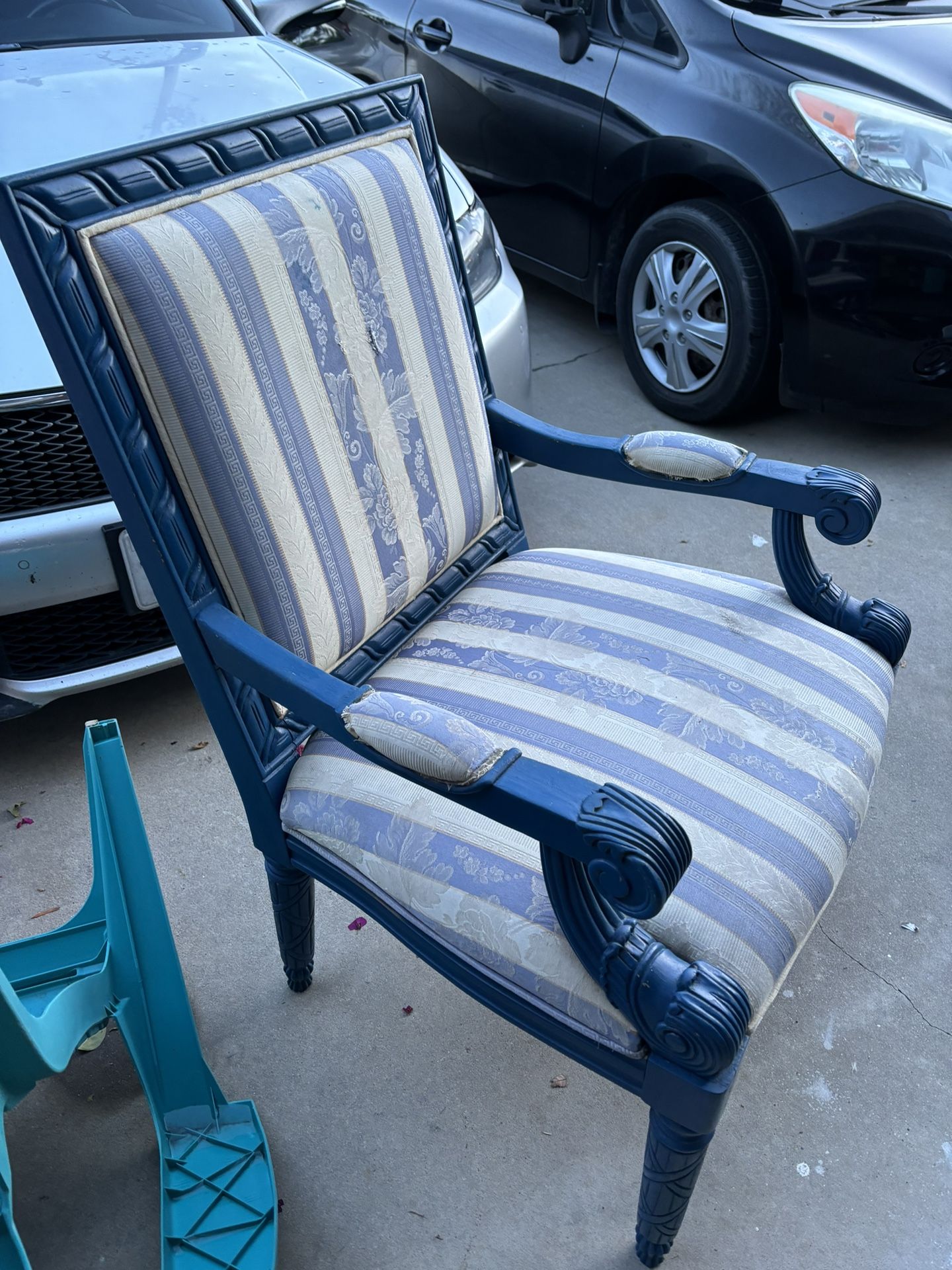 Antique Single Chair For Sale - Large Size 