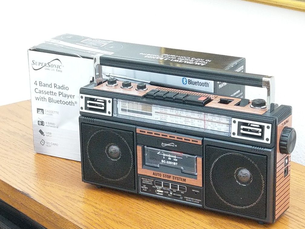 Shortwave AM FM Bluetooth MP3 SD Thumb Cassette Recorder Bluetooth NEW