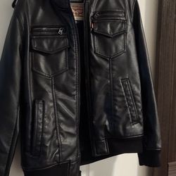 Mens's Levi's Leather Jacket- Size Medium