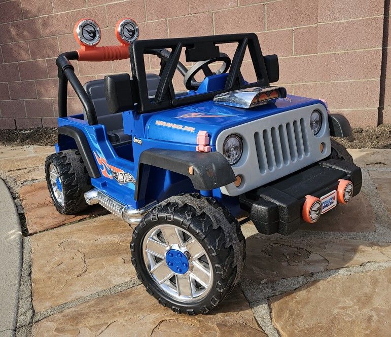 π₯ Fisher-Price
Power Wheels Hot Wheels Jeep Wrangler. Electric Kids Car