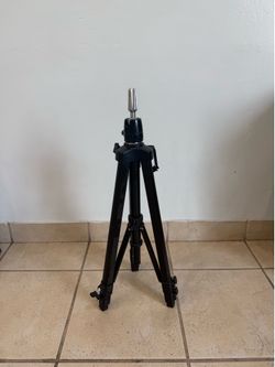 Mannequin Doll Tripod