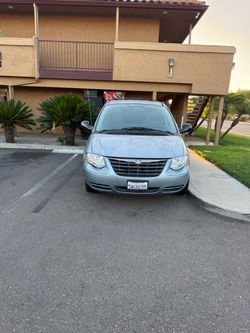 Chrysler town and country touring 2007