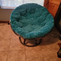 Oval Cozy Chair (Papasan chair and cushion)