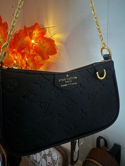 Black Purse
