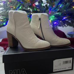 MIA Ivory Boots