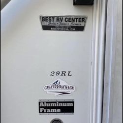 RV 2008 Keystone Laredo 29RL 5th Wheel 