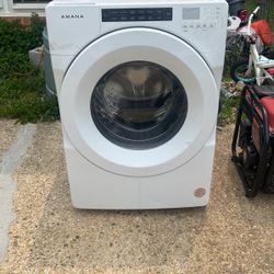 AMANA 4.3 CU. FT. FRONT-LOAD WASHER WITH LARGE CAPACITY(CHECK DESCRIPTION)