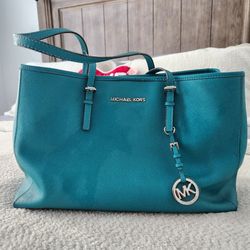 Michael Kors Tote