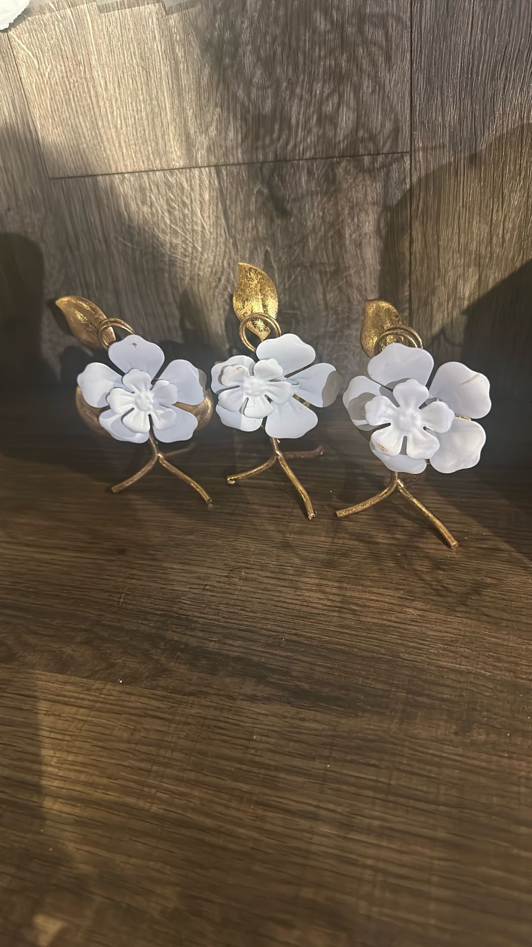 Gold White Flower Table Decor
