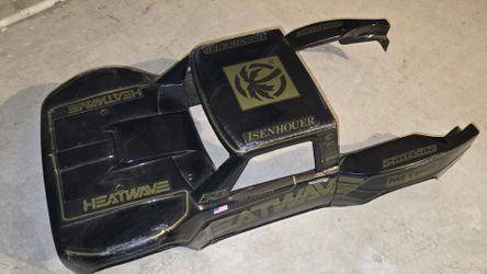 Traxxas UDR Heatwave body