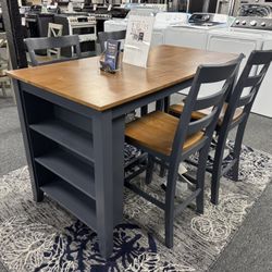 Dining Table Set. 🚚WE DELIVER🚚