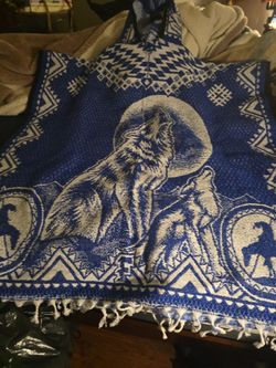 WOLF PONCHO