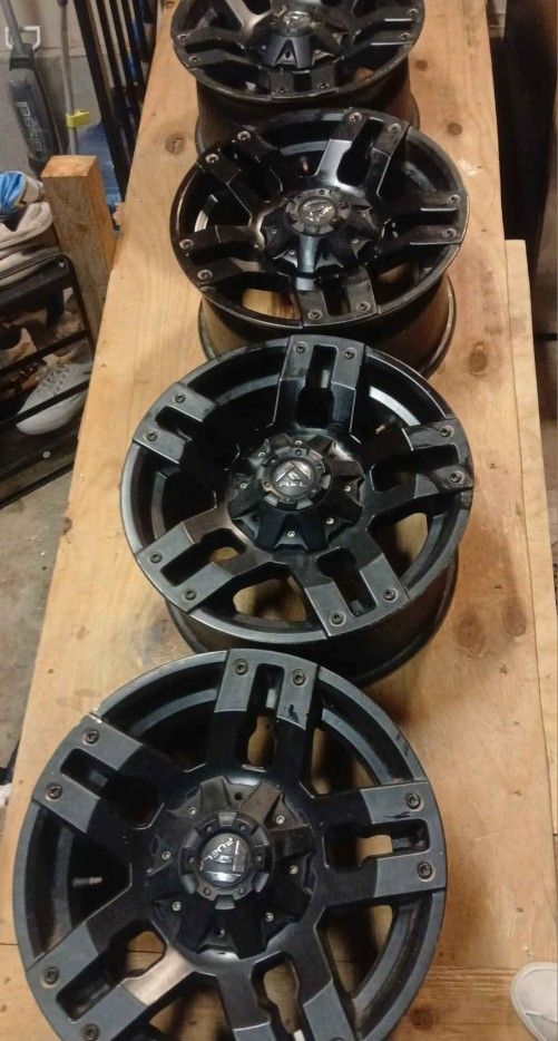 18" Fuel Rims 5lug Universal (4)