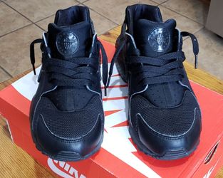 Nike Huaraches size 7y (Zapatillas)