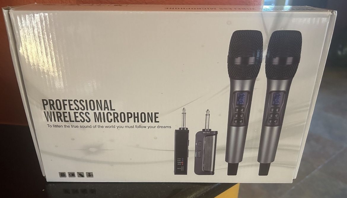 New Professional Wireless Microphone Set